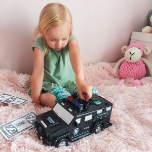 policijos automobilis elektroninė taupyklė
