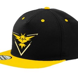 pokemon instinct komandos kepurė