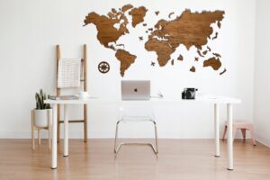 Kelionių žemėlapis iš medžio