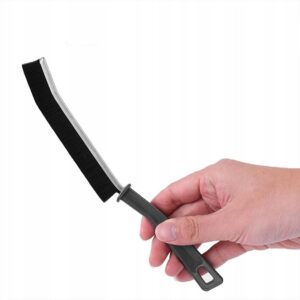 Universalus siauras valymo šepetys sunkiai prieinamoms vietoms